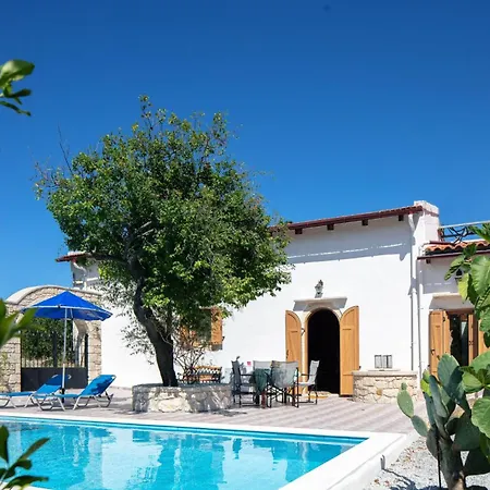 Villa Silver Gem With Private Pool *